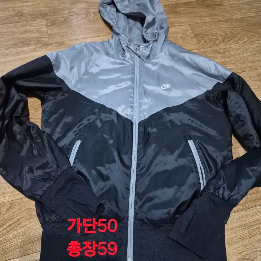 41.나이키 스포츠웨어 우먼스 윈드러너 후드 집업 (그레이/블랙)