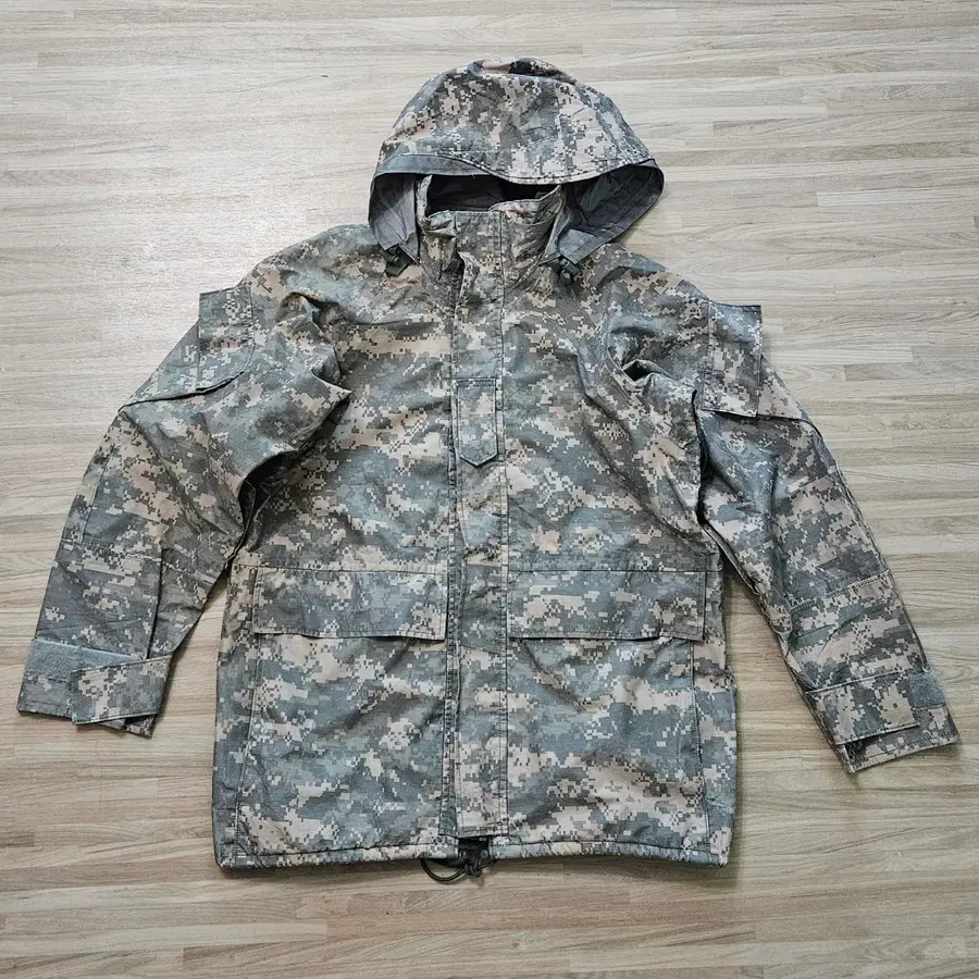 미군 ECWCS GEN II UCP 고어텍스