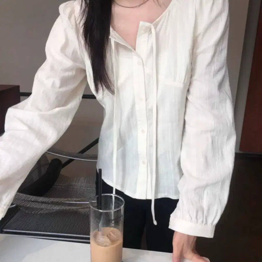 chard 코튼 블라우스 버터컬러
