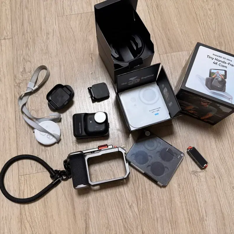 인스타360 고 울트라 팝니다 nd필터, 카메라그립 포함 insta360 go ultra