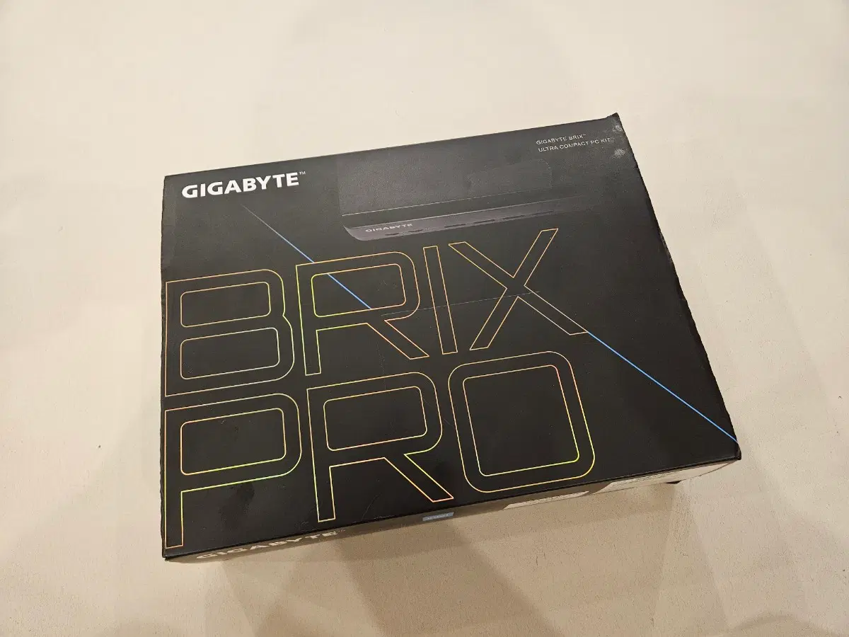 기가바이트 BRIX Pro GB-BSi7-1165G7 미니PC