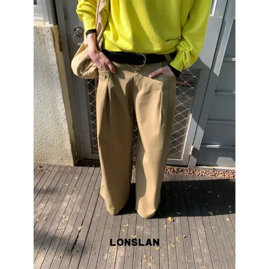 LONSLAN 론슬란 팬츠 바지 와이드 레그 카고 팬츠 (베이지)