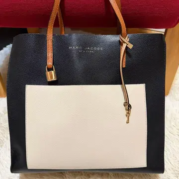 MARC JACOBS 가죽 토트백 블랙
