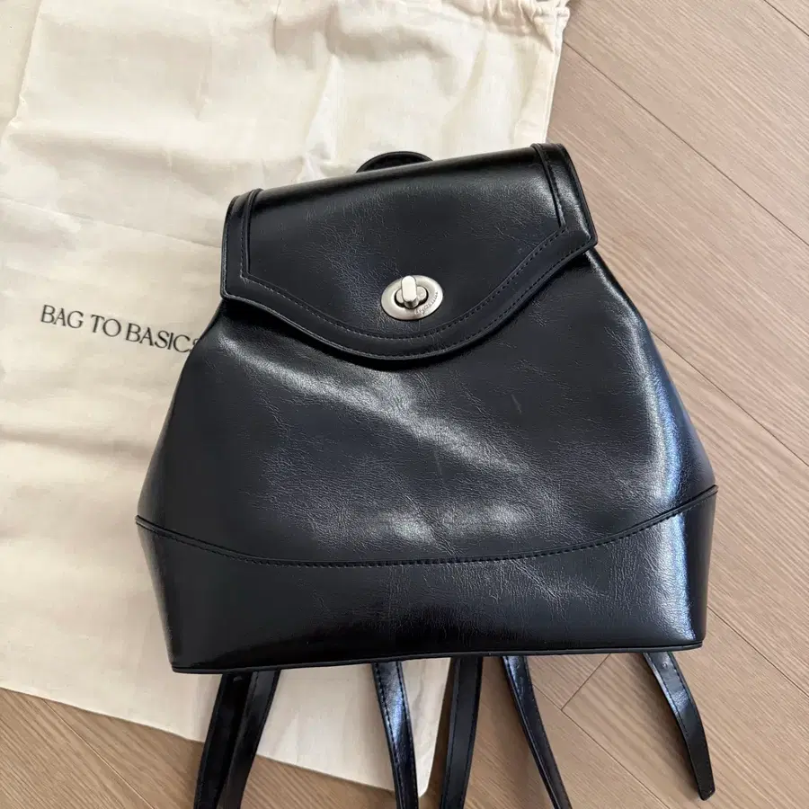 오브히 미뇽 백팩
