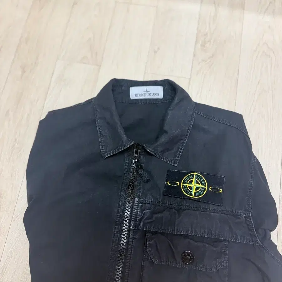 스톤아일랜드 올드 이팩트 오버셔츠