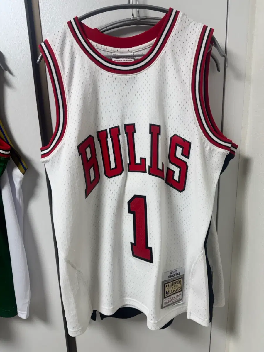 미첼앤네스 / NBA 시키고불스 데릭로즈 스윙맨 져지 / M