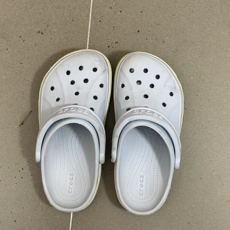 크록스 230