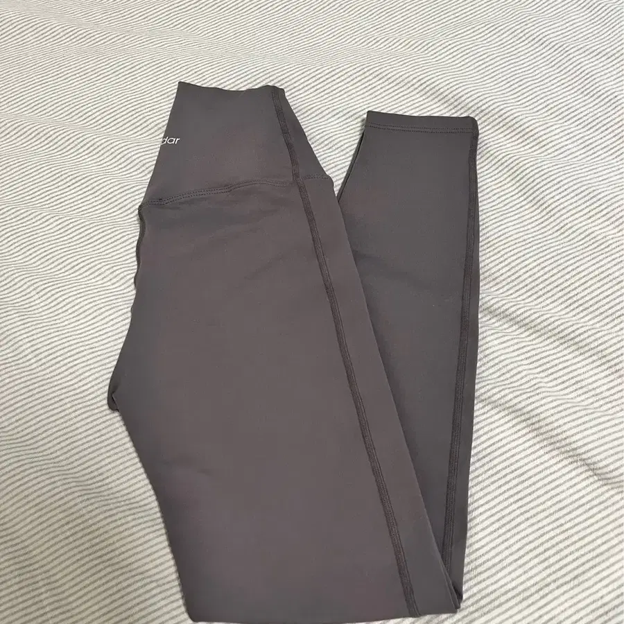 안다르(andar) 레깅스 2사이즈(그레이) 미사용 제품