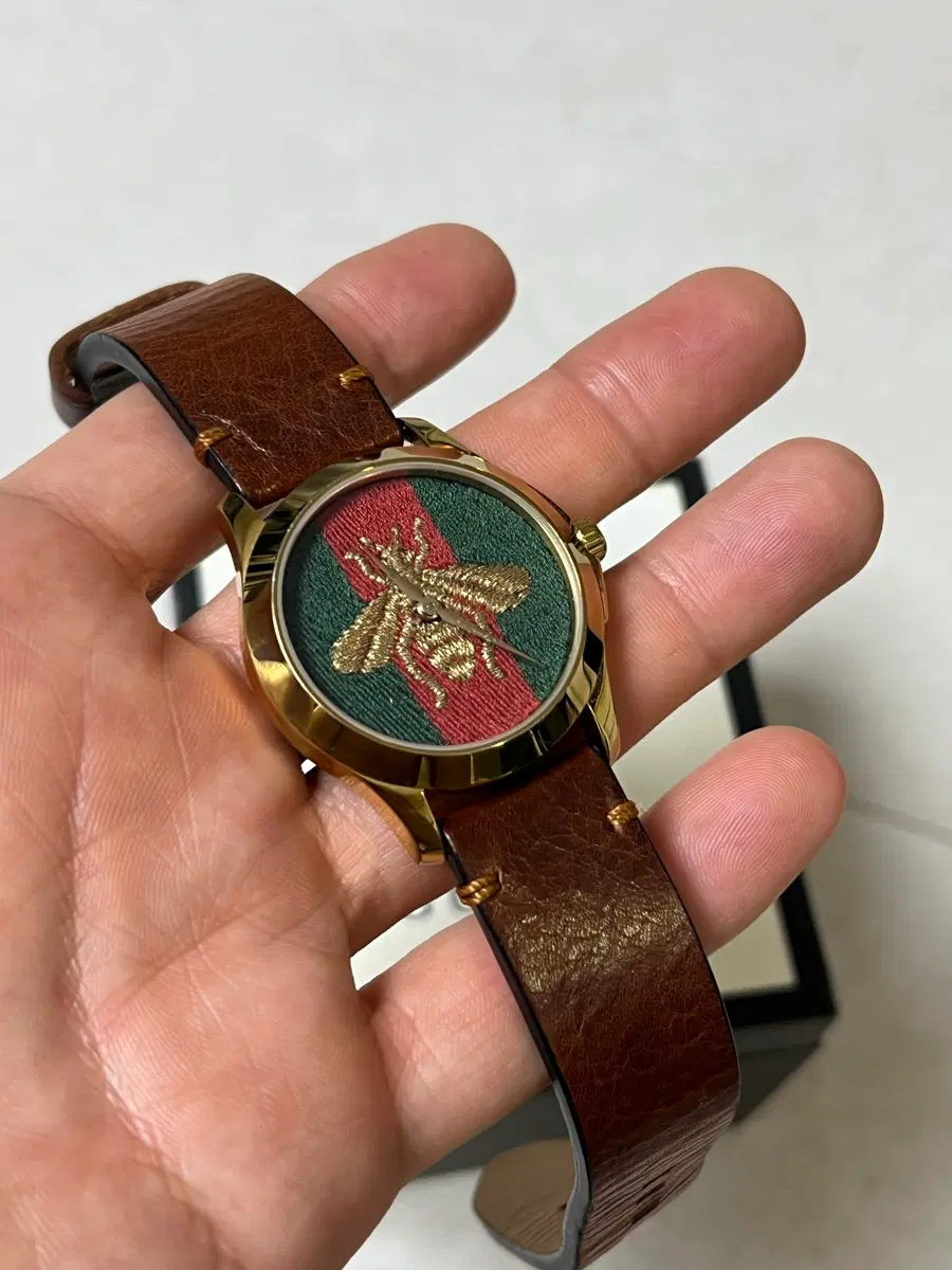 구찌 남성시계 38mm 쿼츠 풀박스
