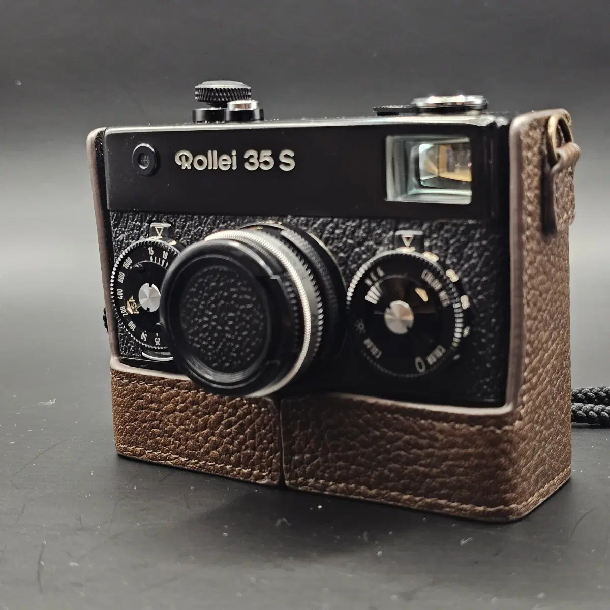 Rollei 35S 롤라이 35S Sonnar 40mm F2.8 오버홀 완료