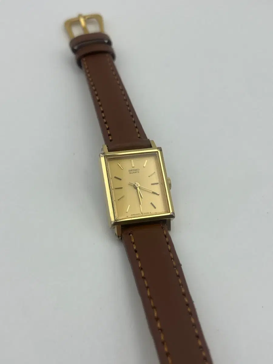 SEIKO 1990s 여성용 금장 사각시계