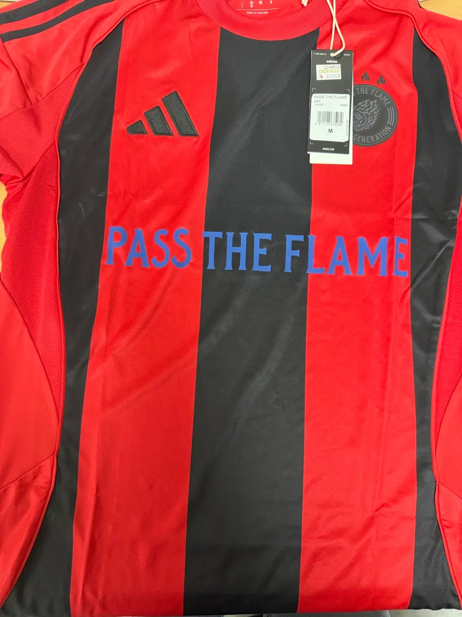 아디다스 PASS THE FLAME 긴팔 축구 유니폼 새상품 정품 M/L/XL