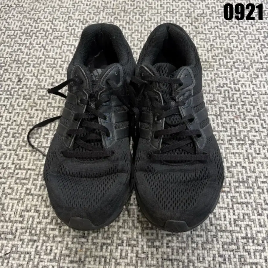 아디다스 운동화 블랙 250
