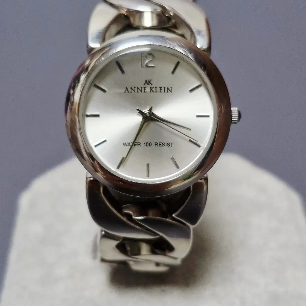 앤클라인(Anne Klein)의 빈티지 뱅글 시계