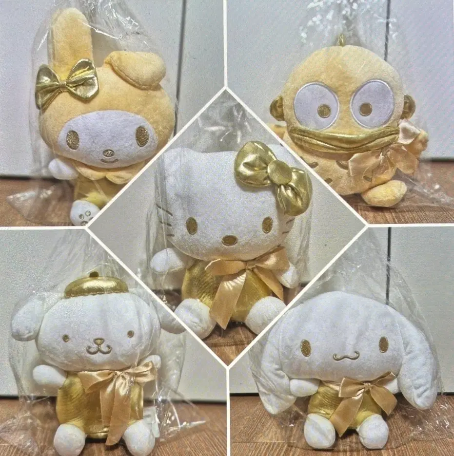 미개봉정품)산리오 봉제인형 골드25cm/새상품(택0)