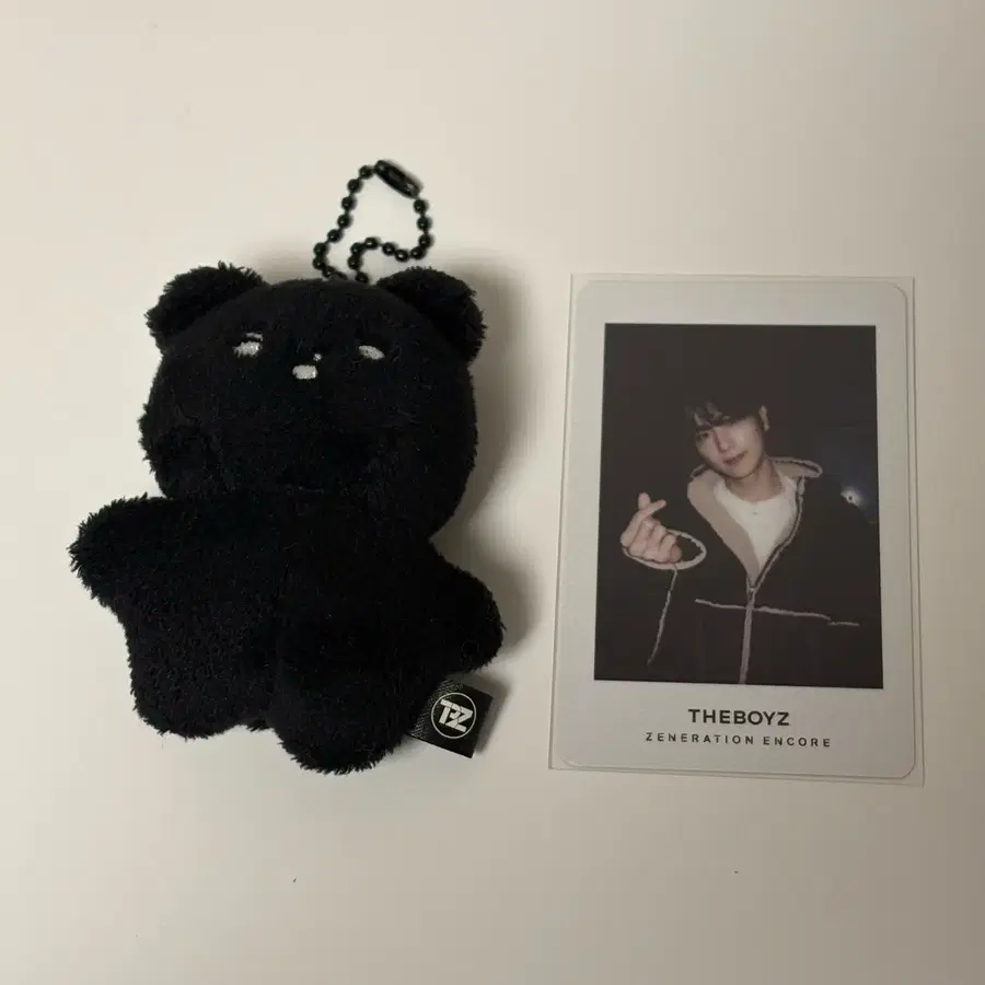 더보이즈 현재 제너레이션 엠디 인형