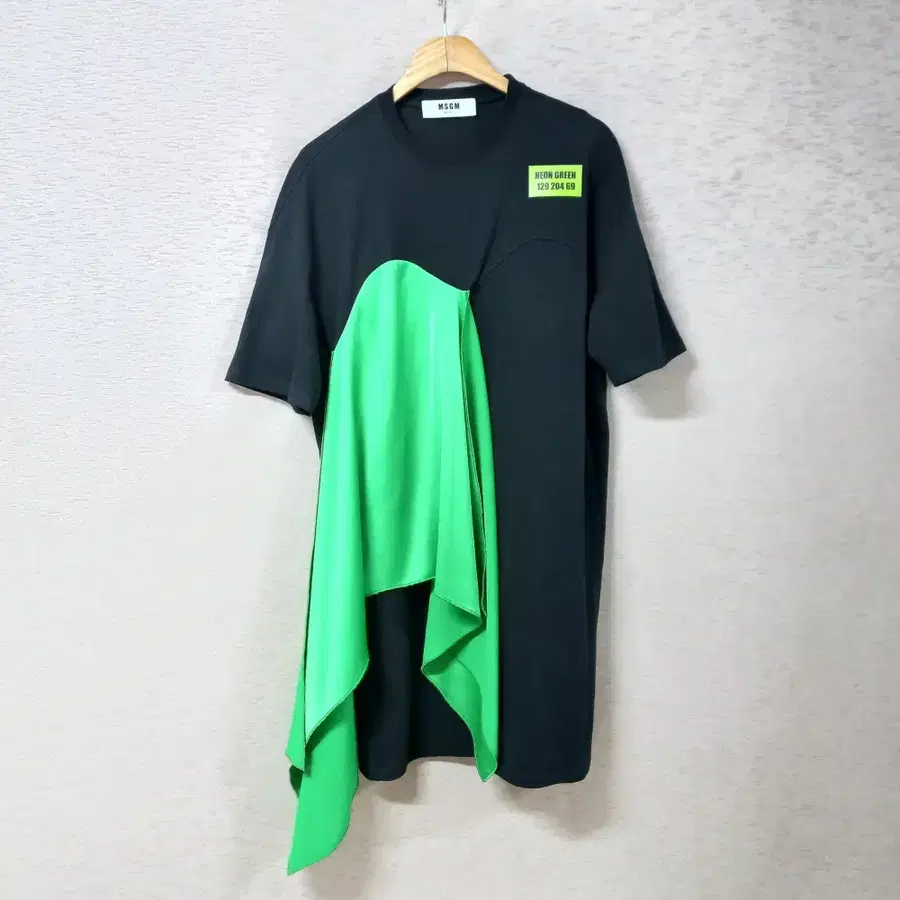 B9-21/MSGM 새틴배색 블랙 원피스 봄여름 여성