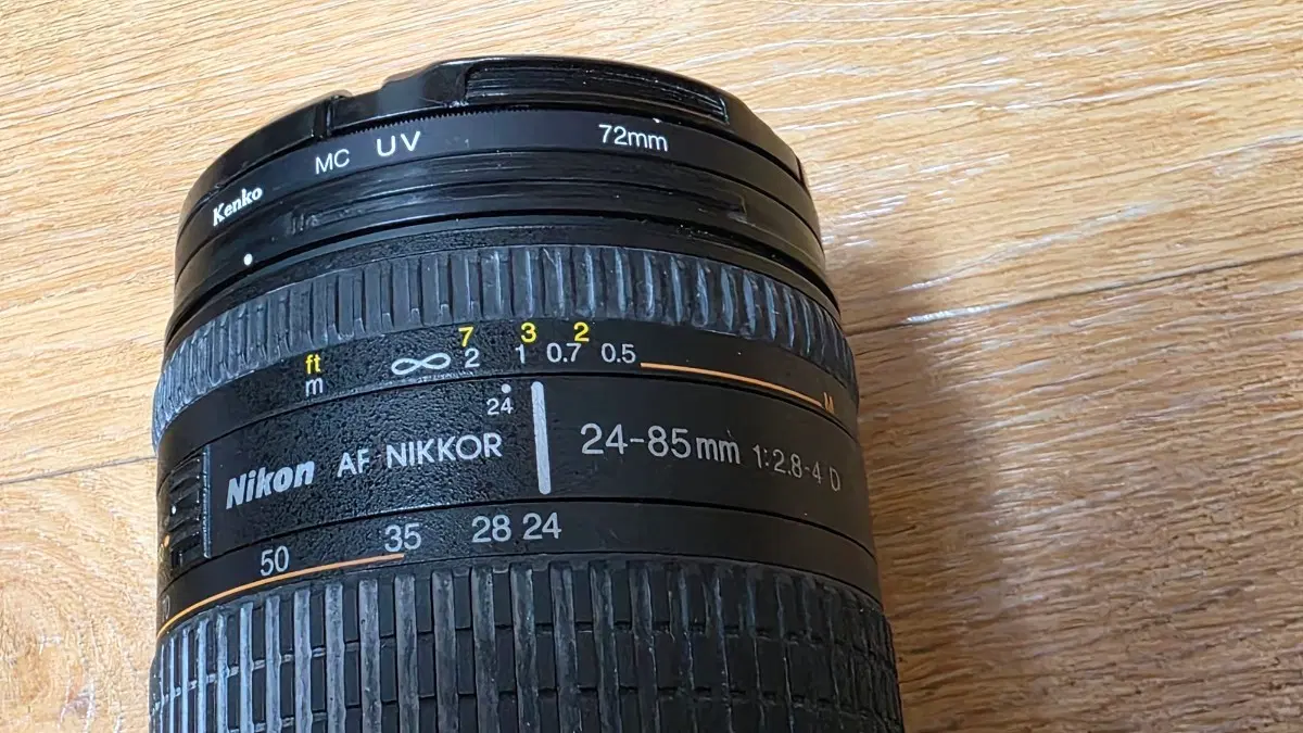 니콘 AF 24-85mm 1:2.8-4 D 렌즈