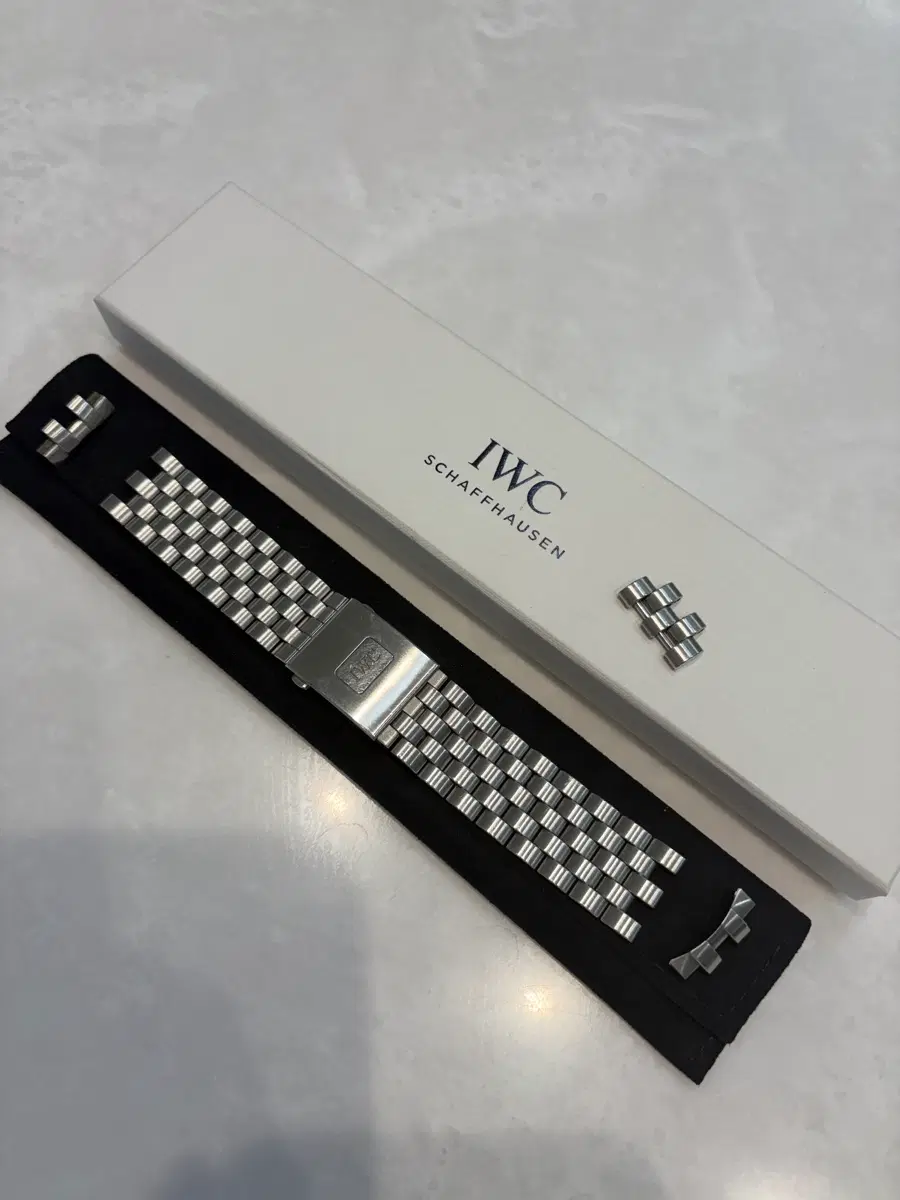 IWC 파일럿워치 정품 브레이슬릿 21/18