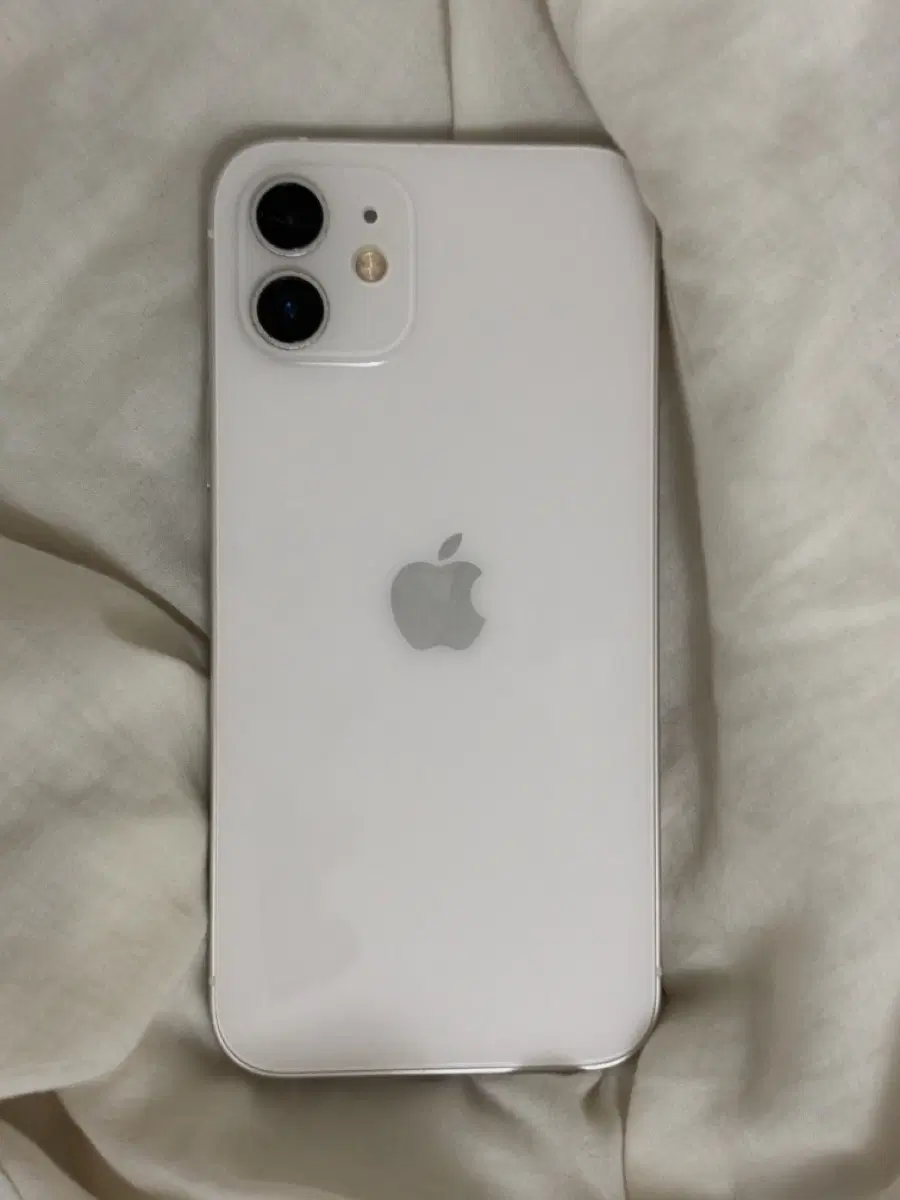 아이폰 12 128gb iphone 12 화이트 팔아요