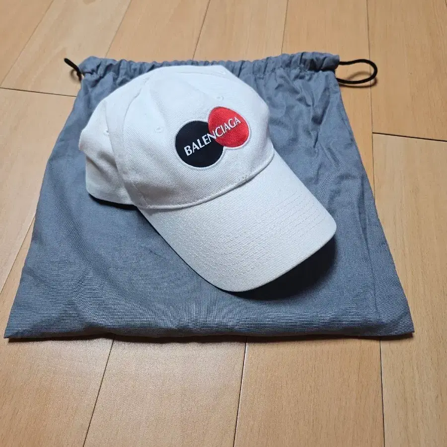 발렌시아가 마스터카드로고 볼캡 더스트백포함