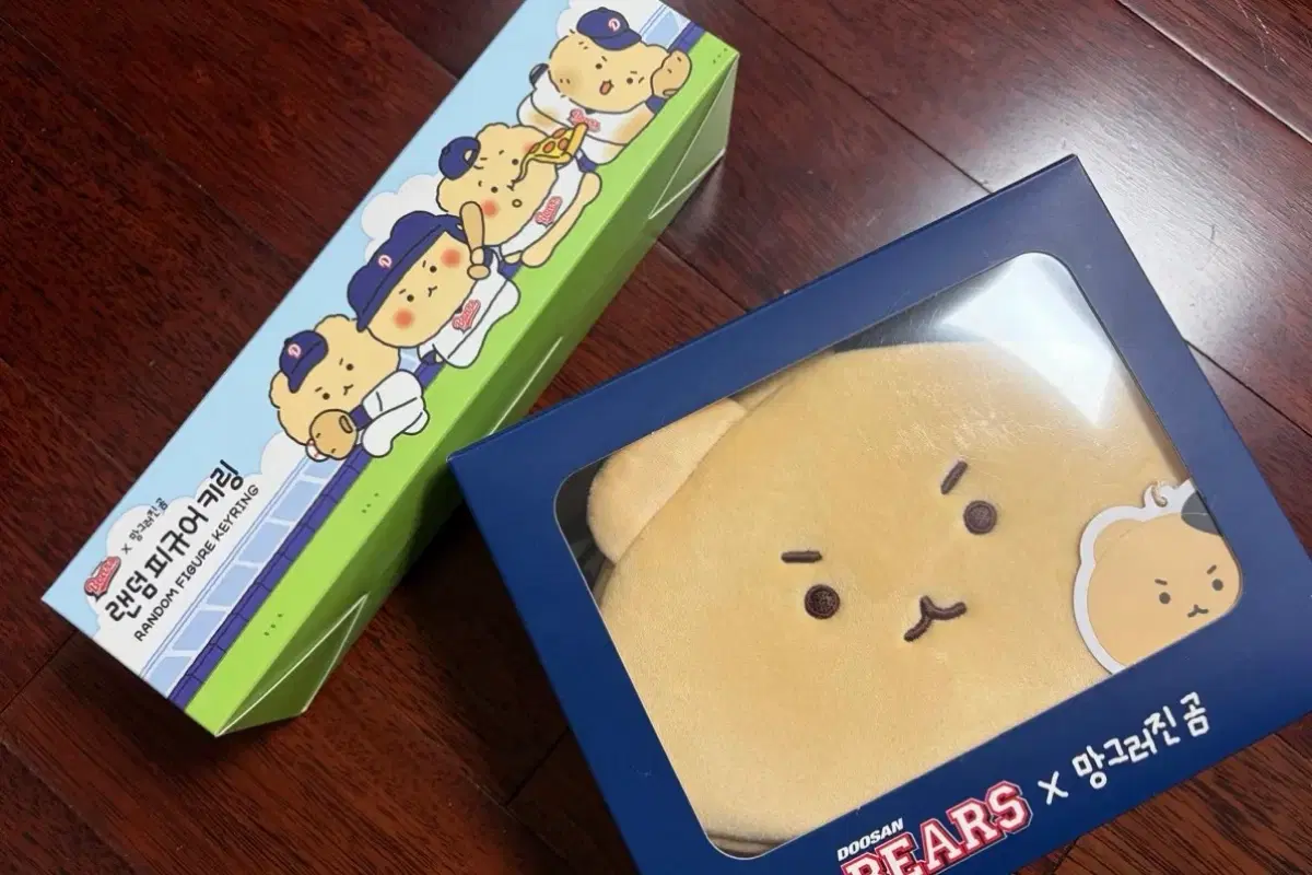 [미사용] 두산베어스x망그러진곰 크로스백+랜덤 피규어 키링 풀세트