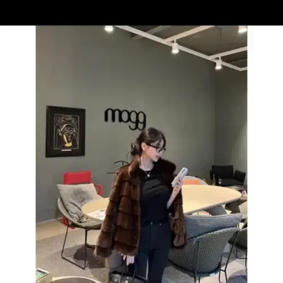 2번착용) 루아 루브 딥초코브라운 에코퍼 자켓 -페이크퍼 / 핸드메이드 롱패딩 오리털 후드 집업 기모 니트