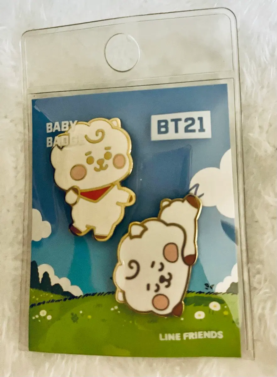 BT21 Baby RJ 베이비 알제이 메탈 뱃지