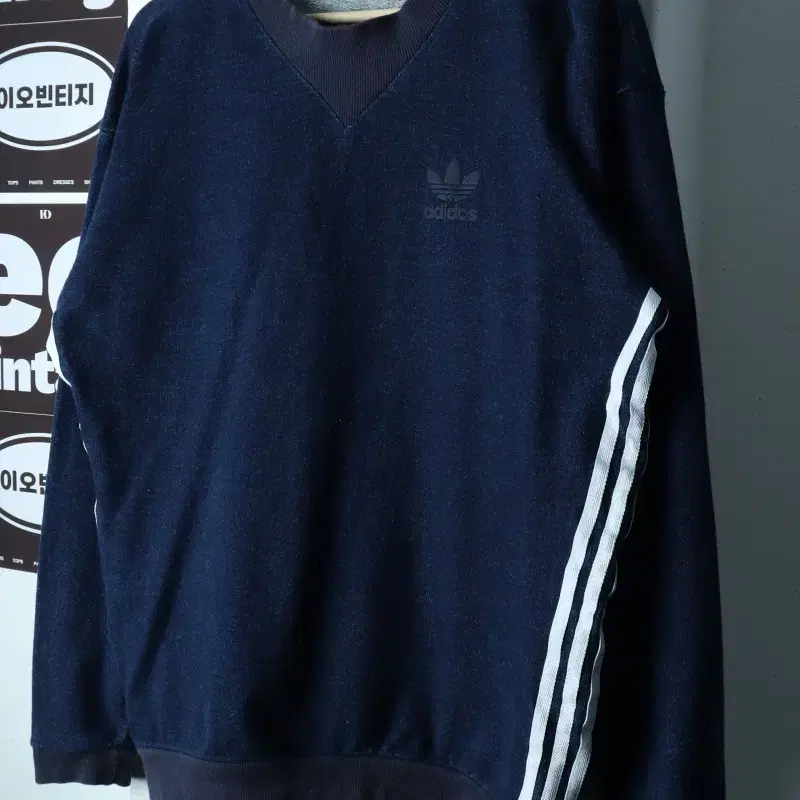 (L-XL) 아디다스 맨투맨 티셔츠 오리지널 삼선 인디고-H39397