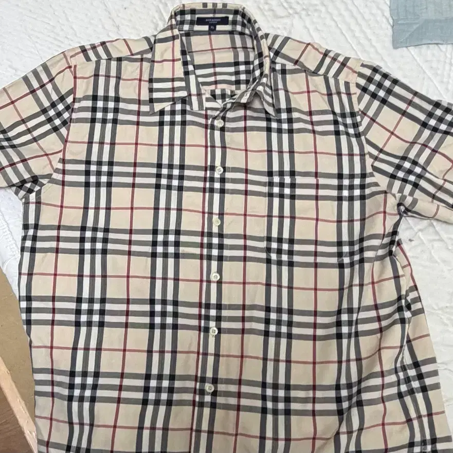 버버리 반팔셔츠 xl