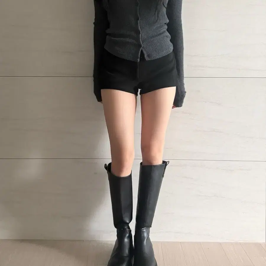 스웨이드 반바지