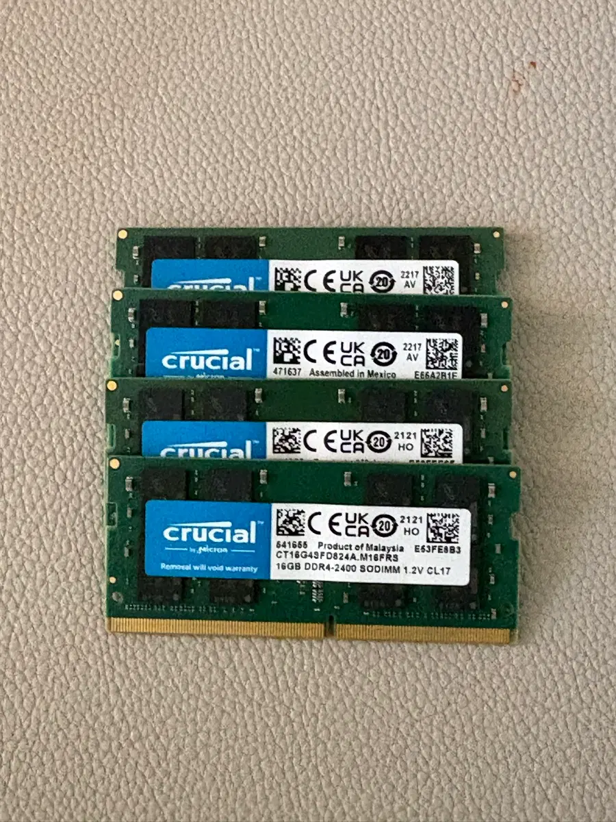 Crucial DDR4 2400 PC-19200 16GB 메모리 4개 64GB