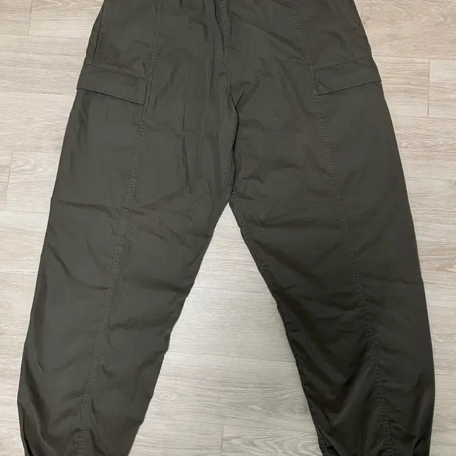 칼하트 wip travis pant 트레비스 조거팬츠