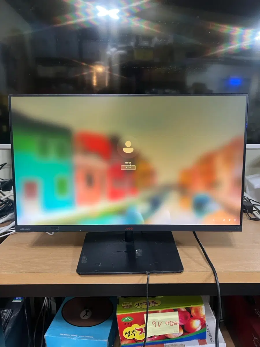 UDEA 24인치 모니터 깔끔한 디자인