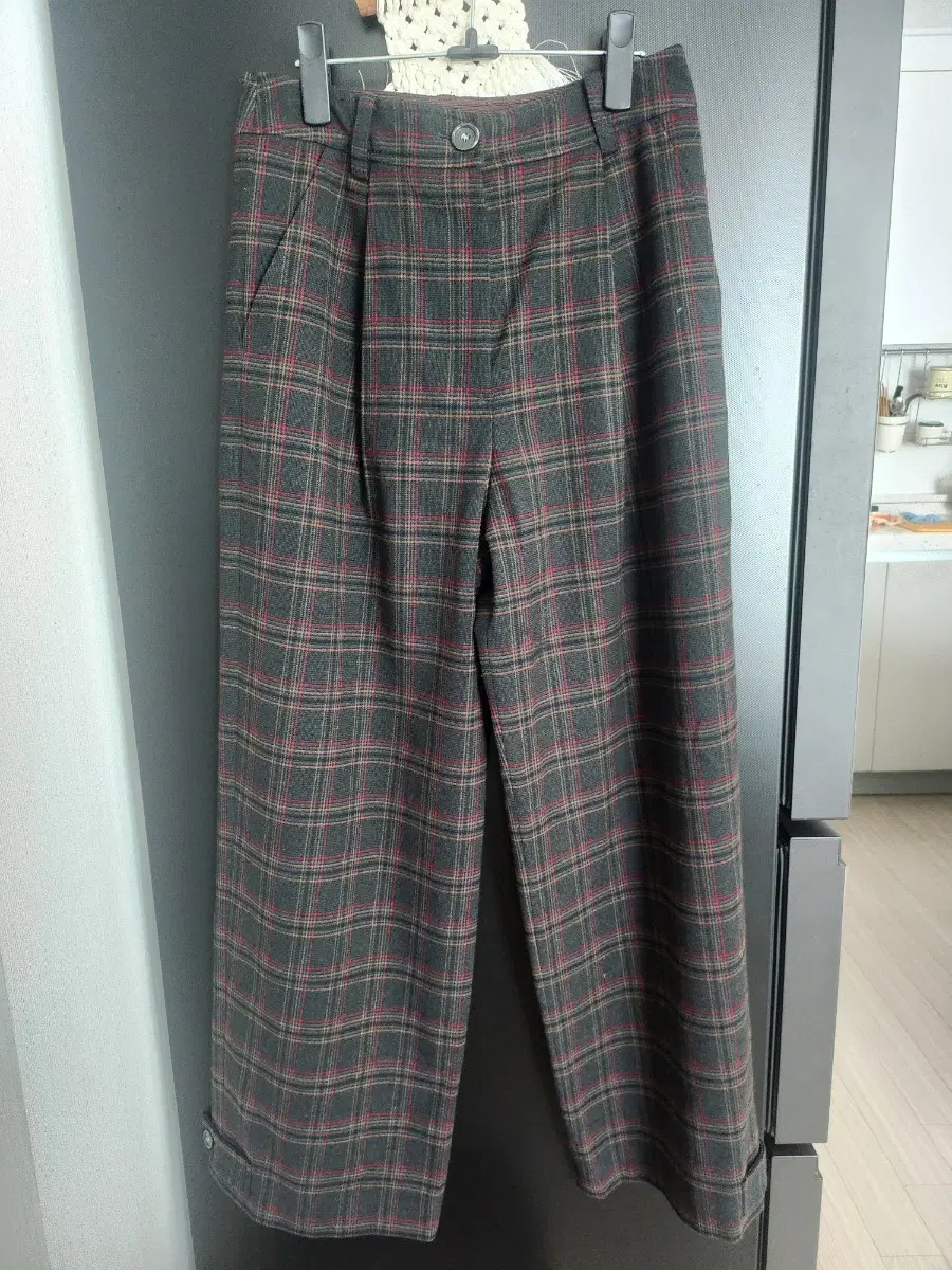 sjyp체크 패턴 와이드 팬츠