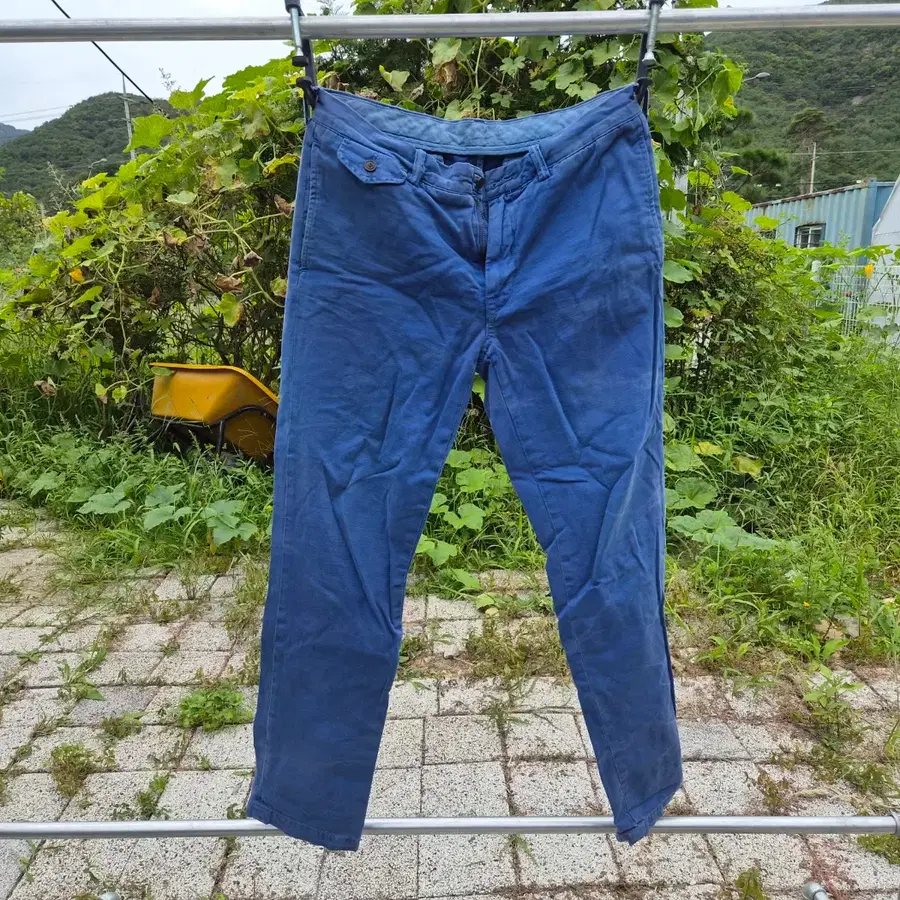 랄프로렌) 폴로 웜 블루 가먼트다이드 치노 팬츠 (32인치)