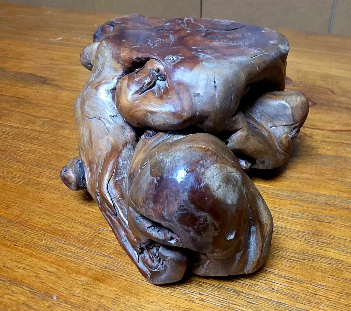 100년 된 진품 벼락맞은 대추나무(벽조목) 모자거북 괴목 조각(4kg)