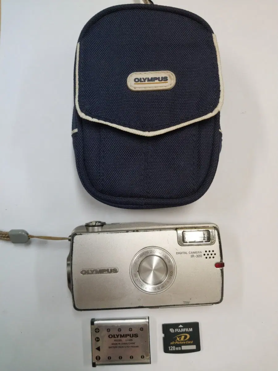 올림푸스 IR-300 빈티지 디지털카메라
