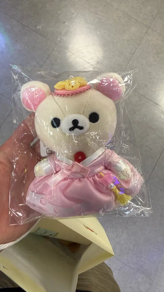 리락쿠마 인형 한복 키링 핑크