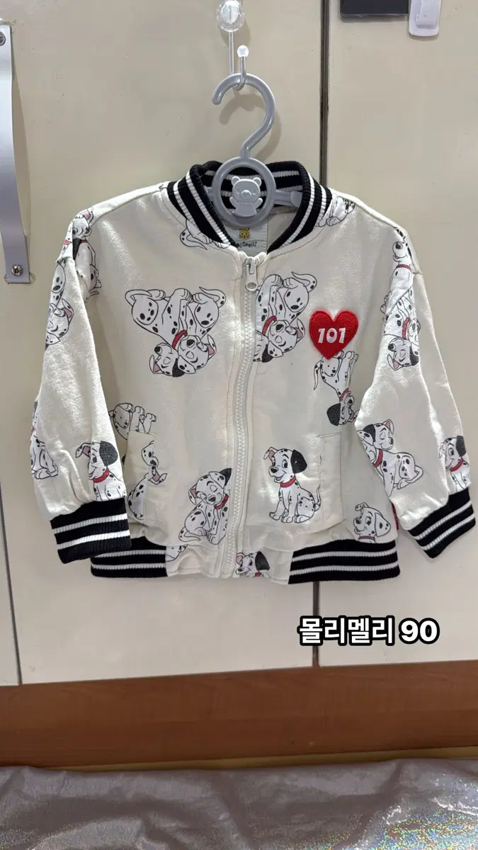 아기옷)몰리멜리 101마리 강아지 패턴 집업 자켓 90