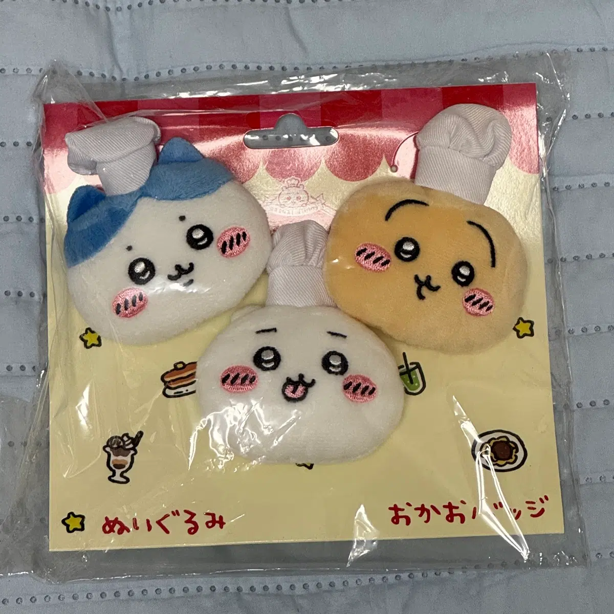 치이카와 레스토랑 요리사 뱃지 하치와레 우사기