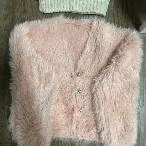 하트버튼 가디건