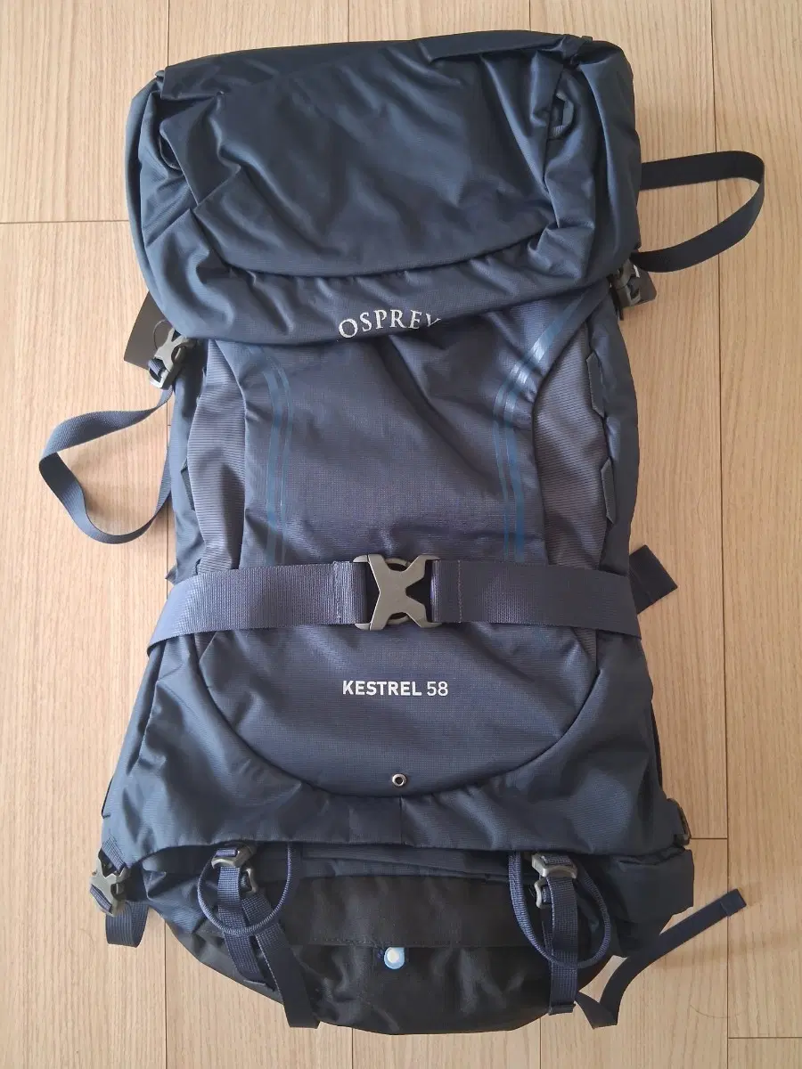 오스프리 KESTREL 58 백팩 네이비