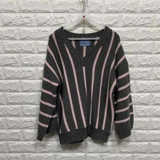@984) 니트티셔츠