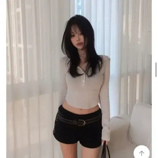 히프나틱 골지 버튼 후드 티셔츠