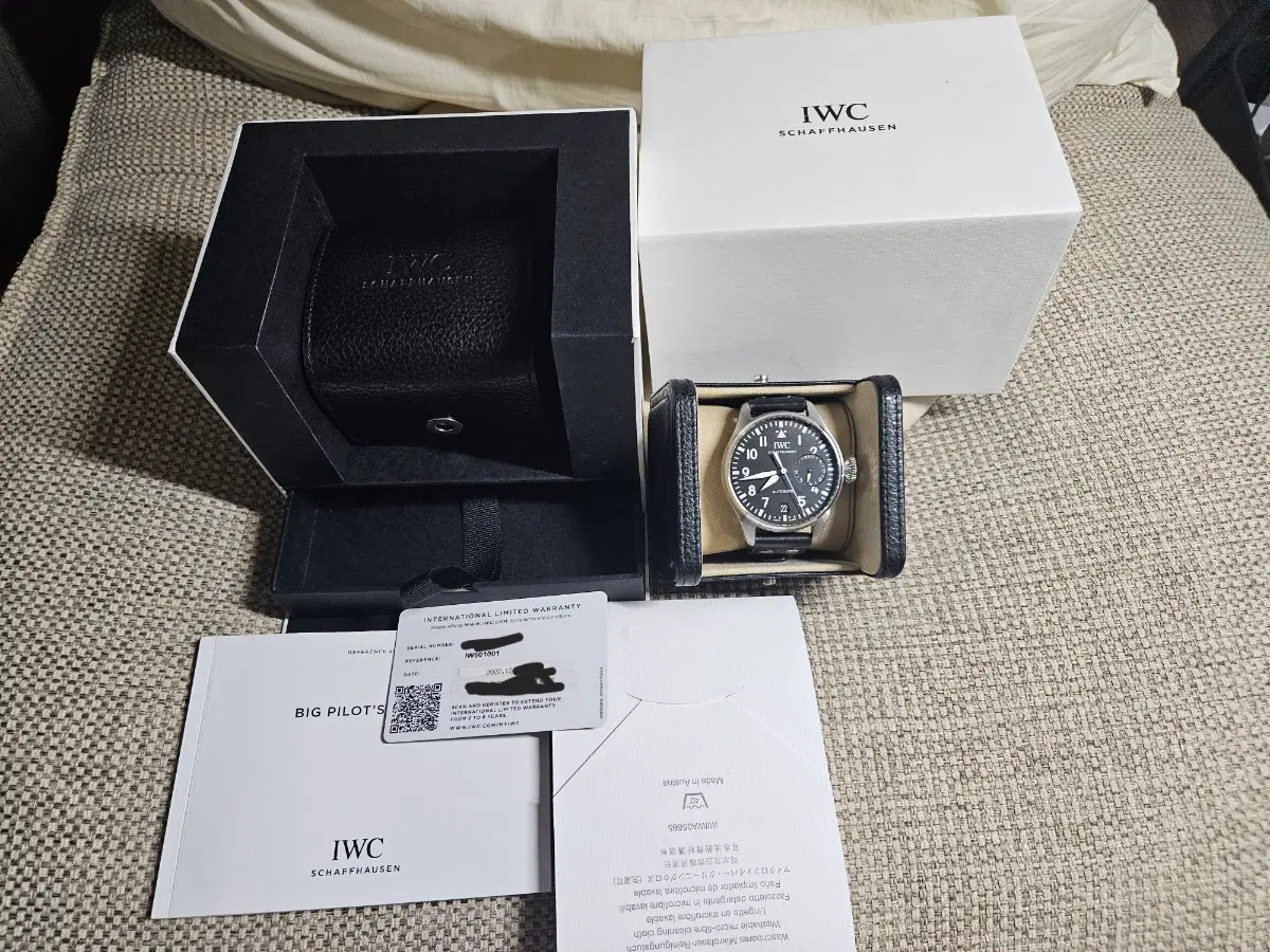 IWC Big pilot 최신형 IW501001(급처)