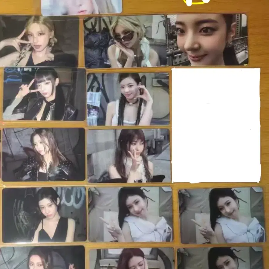 있지 앨범 포카 14장 일괄 판매 ITZY