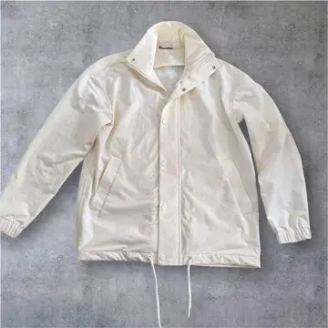 ZARA 테크니컬 자켓 S-M 사이즈 / 에크루