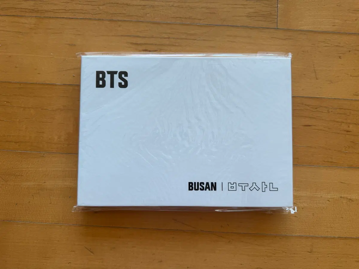 (미개봉) BTS Yet to Come in Busan 포토북