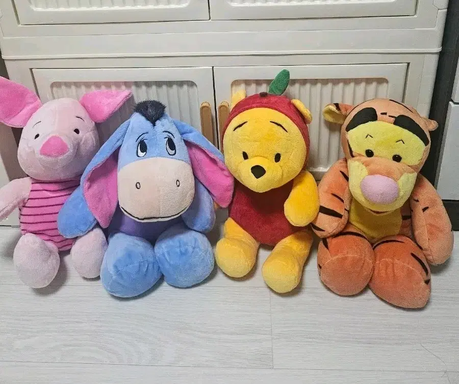 새상품)디즈니 곰돌이 푸 인형 4종 일괄 세트